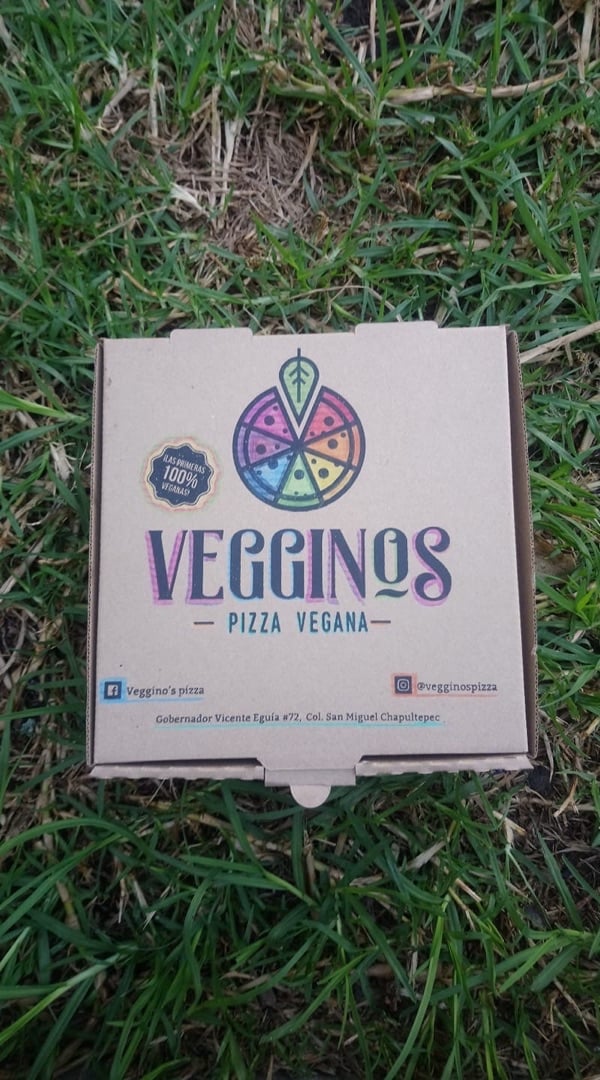 review photo of Veggino's Pizza Pizza De Cuatro Quesos Con Pera shared by @miriammh on 22 Feb 2020 - review