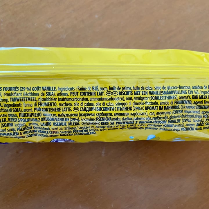 photo of  Mondelēz International Oreo Golden  shared by @xxva on  27 Mar 2022 - review