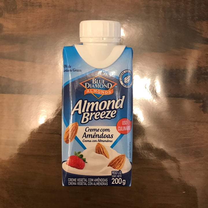 photo of Blue Diamond Almond Breeze Creme de Amêndoas shared by @vitoriaj on  04 Jun 2022 - review