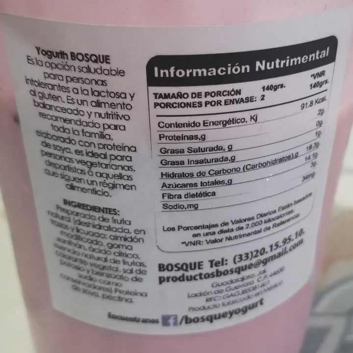 photo of Bosque Yogurt de soya Frutos rojos shared by @ossus on  22 Sep 2022 - review