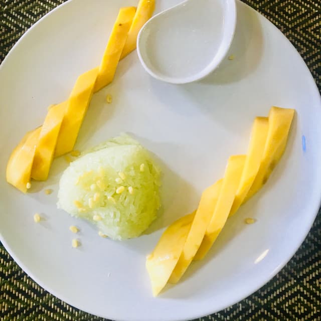 Foto do prato “Mango and Sticky Rice”