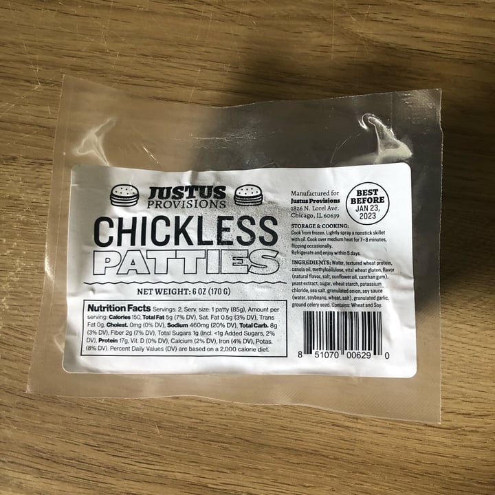photo of Justus Privisions Chickenless Patties shared by @emmc1 on  07 Jun 2022 - review