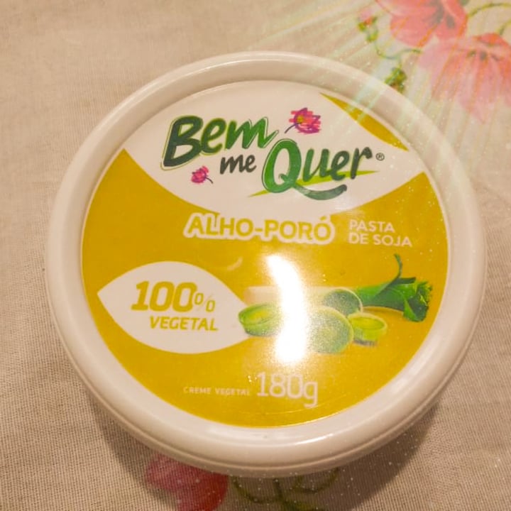 photo of Bem me Quer Pasta de soja sabor alho poró (soy cream) shared by @mtoth on  12 Aug 2021 - review