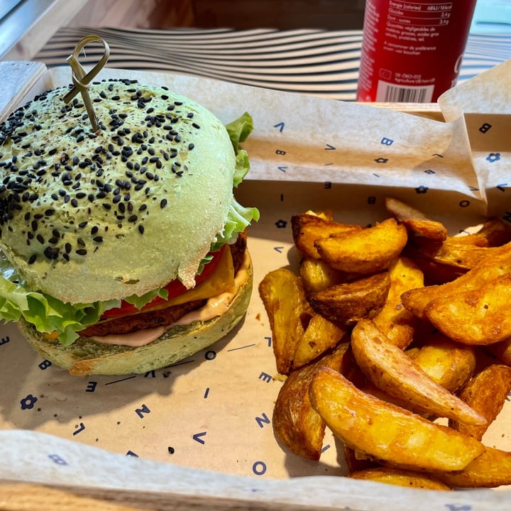 photo of Flower Burger Jungle Burger shared by @nordicplant on  19 Sep 2021 - review