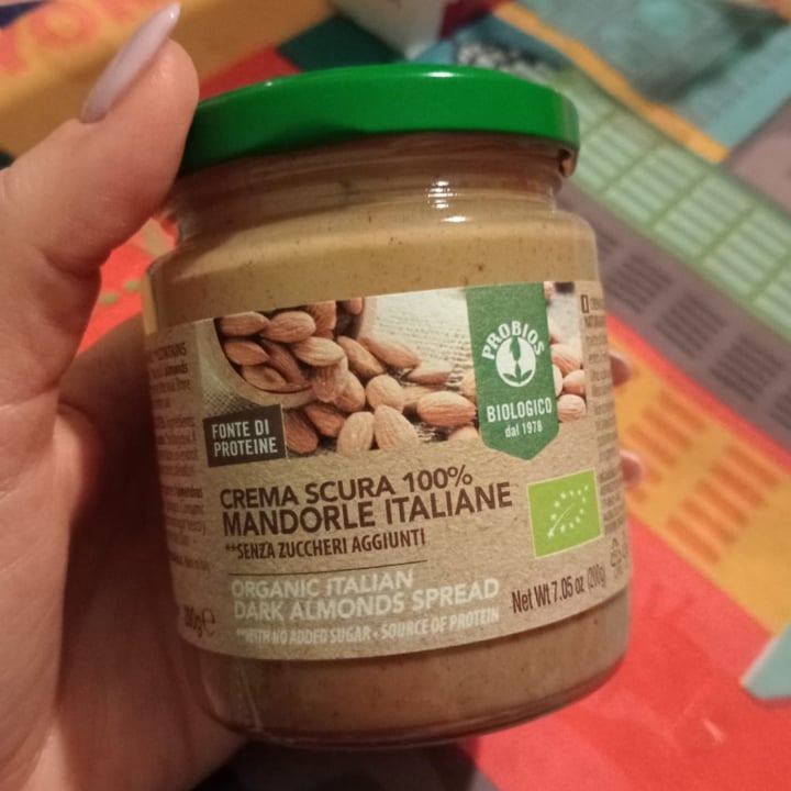 photo of Probios Crema Scura 100% Mandorle Italiane shared by @rifugiohope on  02 Apr 2022 - review
