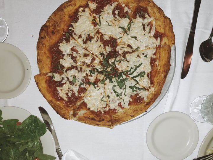 photo of John's of 12th Street Vegan Margarita pizza shared by @lianaperez on  31 Jul 2018 - review