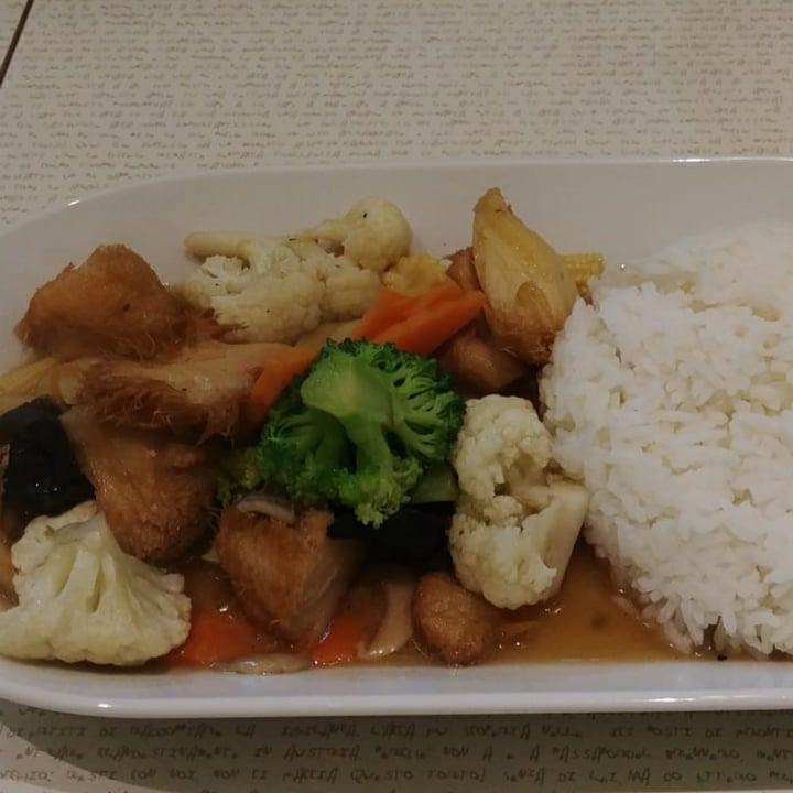 photo of Vegetarian Express Cafe Monkey Head Mushroom Rice shared by @mushroomtarian on  25 Sep 2020 - review