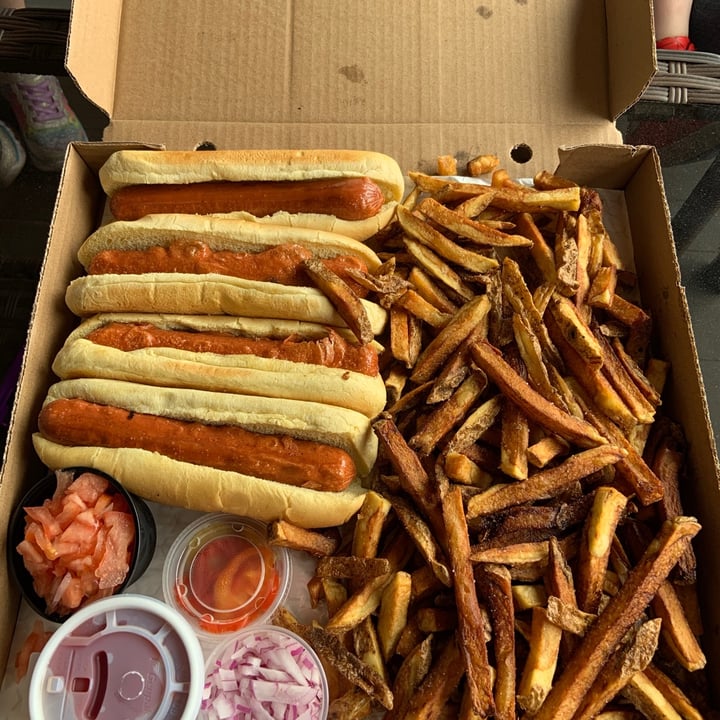 photo of Gage Park Diner Vegan Hotdogs shared by @sarz on  01 Jul 2021 - review