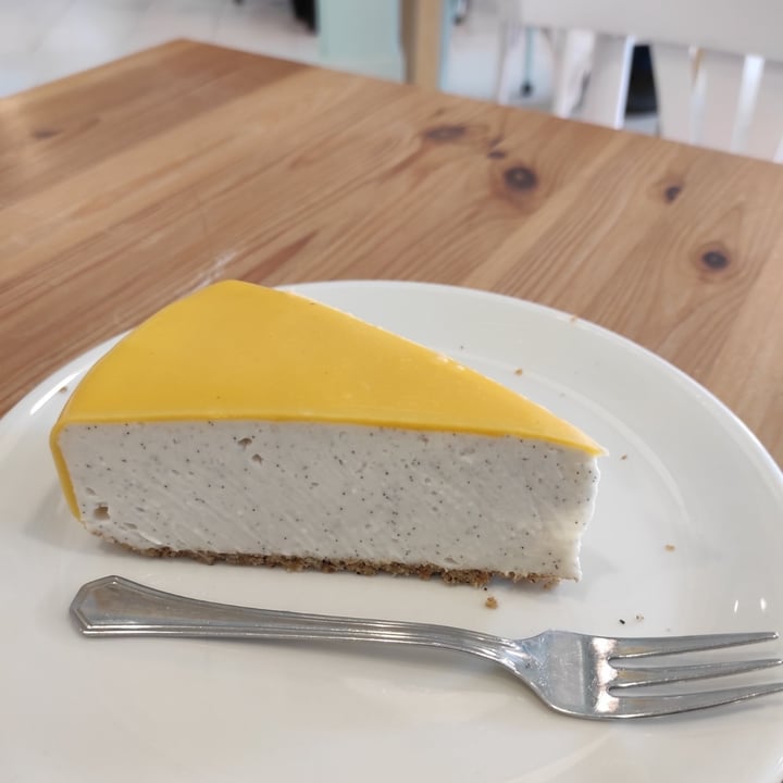 photo of Fresa y Chocolate Café Tarta de queso shared by @veganeuskadi on  11 Nov 2022 - review