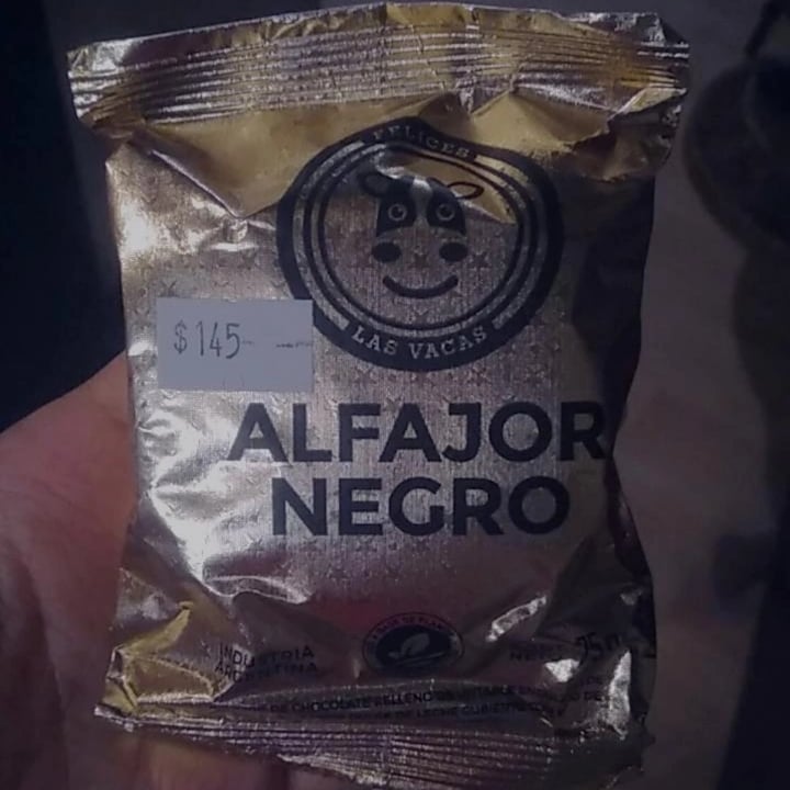 photo of Felices Las Vacas Alfajor Negro shared by @lila0901 on  12 Aug 2021 - review