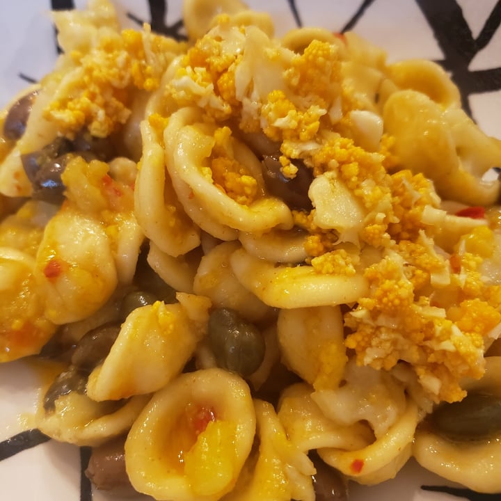 review photo of Sesamo Nero Orecchiette ai due cavolfiori con capperi e olive shared by @kindlichekaiserin on 27 Feb 2022 - review