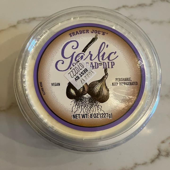 photo of Trader Joe's Garlic Spread Dip shared by @northmeetssouth on  25 May 2022 - review