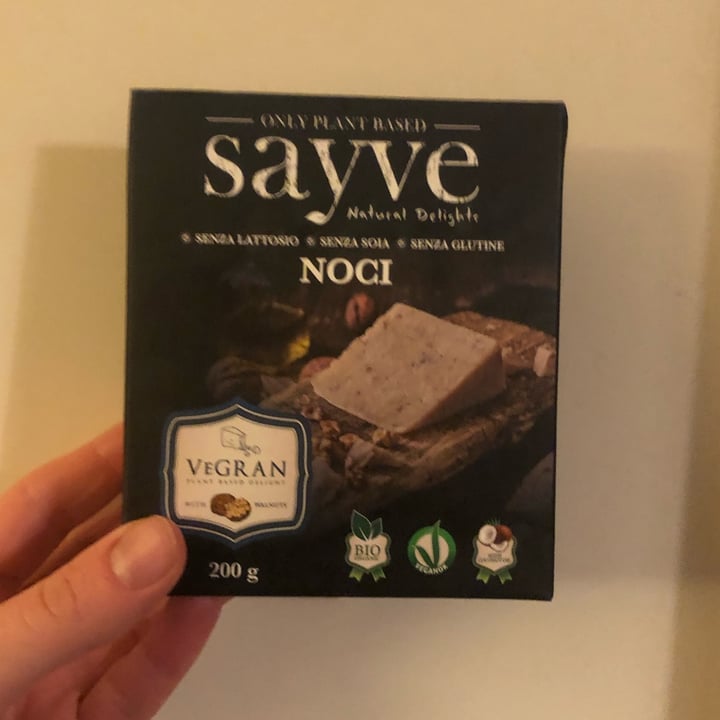 photo of Sayve Formaggio alle noci shared by @sabrinataroni on  03 Dec 2021 - review