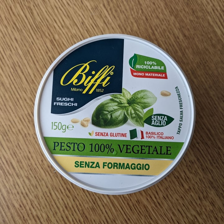 review photo of Biffi Pesto 100% Vegetale Senza Formaggio shared by @erikarhcp on 04 May 2022 - review