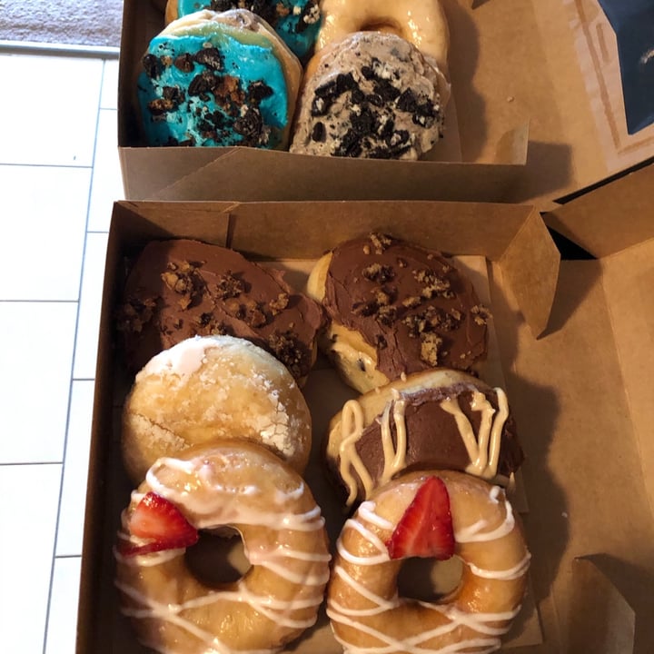 photo of Undead donuts Donut shared by @rlovett on  30 May 2020 - review