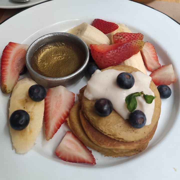photo of OL'DAYS Coffee and Deli Vegan Pancakes shared by @alejoea on  25 Sep 2020 - review