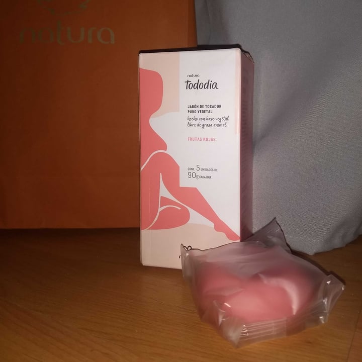 review photo of Natura Jabón shared by @lauratxuelequ on 01 Aug 2020 - review