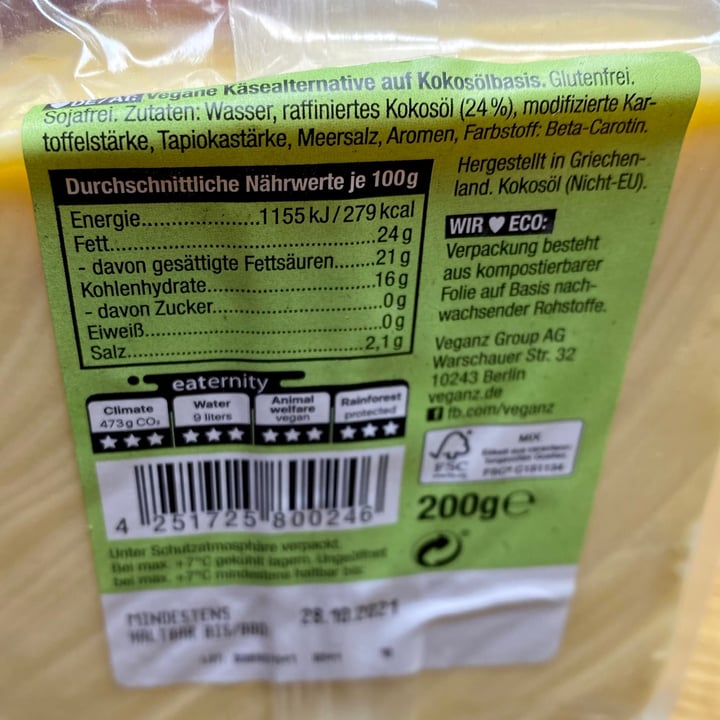 review photo of Veganz Genießerstück shared by @madamecelindra on 15 May 2021 - review