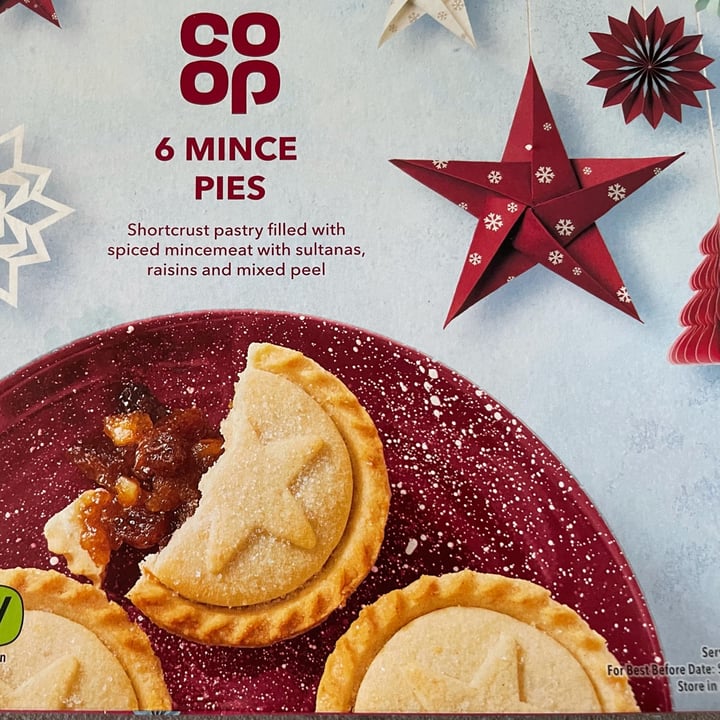 photo of Coop 6 mince pies shared by @flameofcashmere on  04 Oct 2021 - review