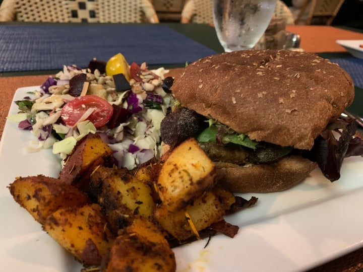 photo of Green Door Cafe The Bombay Bay Bomb Curry Burger shared by @veganpetite on  04 Nov 2019 - review