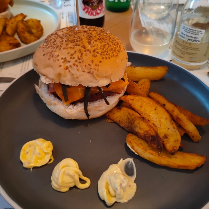 photo of KOKOBOL Hamburguesas VEGETALES y Mucho Mas shared by @cuqueta78 on  21 Aug 2021 - review