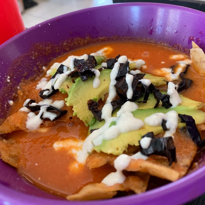 photo of La Revolucion Vegana Sopa azteca de tortilla 🥘 shared by @brendavalrin on  23 Apr 2022 - review