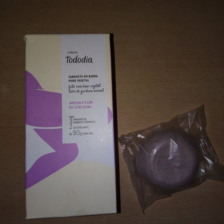 review photo of Natura Tododia Jabón De Tocador Ciruela Y Flor de Cerezo shared by @guileguiza on 24 Feb 2021 - review