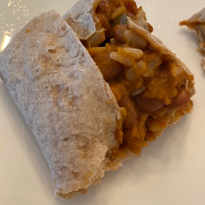 photo of Amy’s Amy’s Gluten Free Non-Dairy Organic Burrito with Beans & Rice shared by @jiasusannah on  18 Feb 2021 - review
