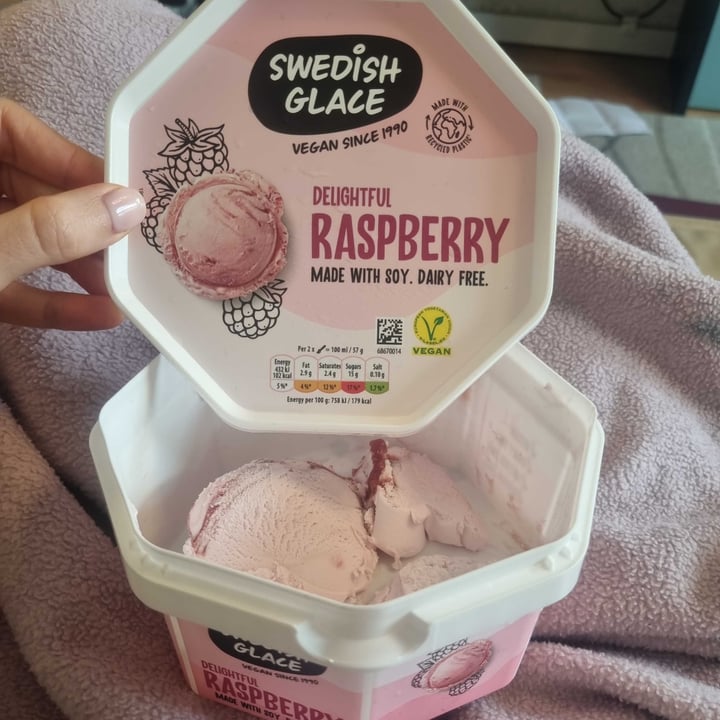 photo of Swedish Glace raspberry ice cream shared by @aamanda82 on  07 Nov 2022 - review