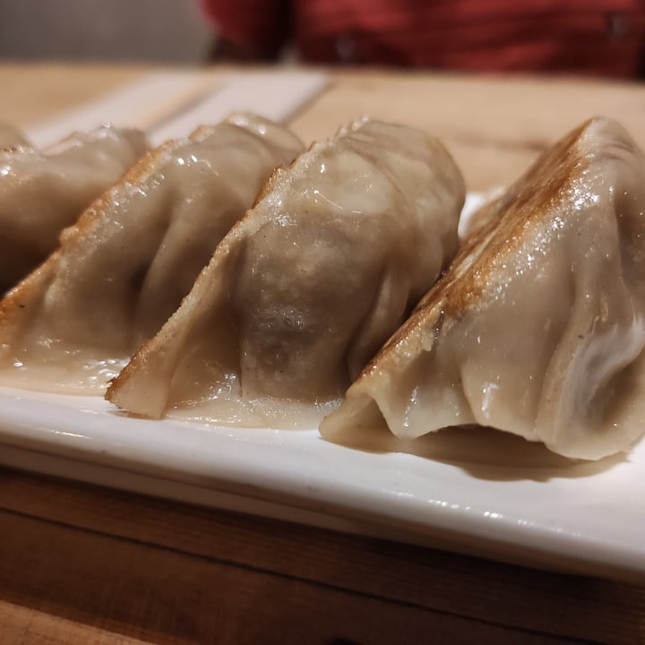 review photo of Koku Kitchen Buns/Ramen & Gyoza Bar Gyozas de verduras shared by @jessyjess84 on 31 Aug 2020 - review