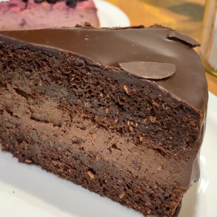 photo of Veguideli Torta Bruce shared by @pollyrossetti on  03 Aug 2021 - review