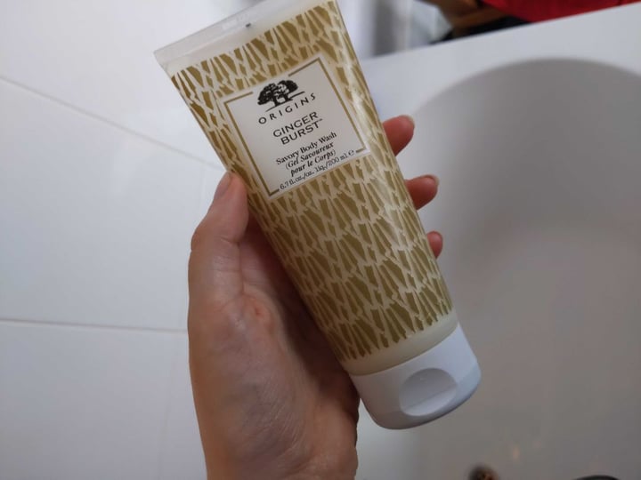photo of Origins Ginger burst body wash shared by @bearbagels on  10 Apr 2020 - review