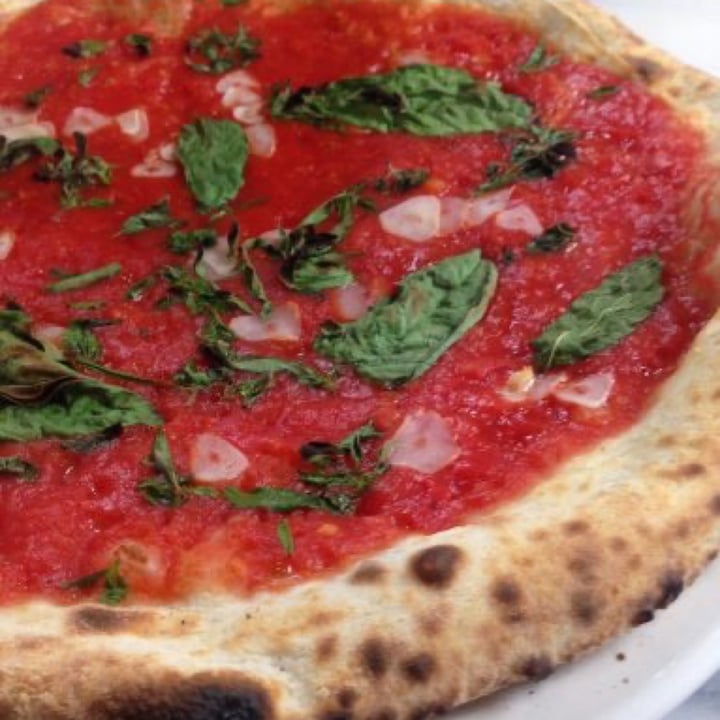 photo of Il Ritrovo Pizza Marinara shared by @livtokimoo on  07 Dec 2020 - review