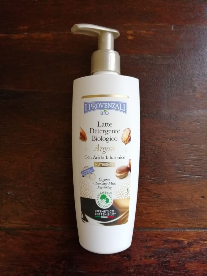 photo of I Provenzali Latte detergente biologico Argan shared by @anthe on  03 Mar 2020 - review