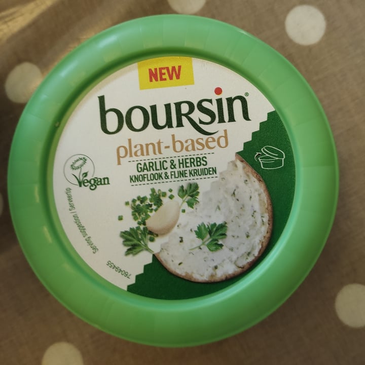photo of Boursin Boursin dairy free Garlic and Herbs shared by @veganinjaa on  23 Apr 2022 - review