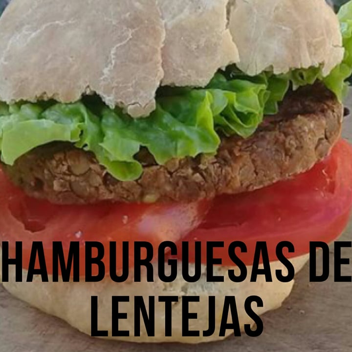 photo of Viuky Vegan Food Hamburguesas de lentejas shared by @viukyveganfood on  12 Aug 2020 - review