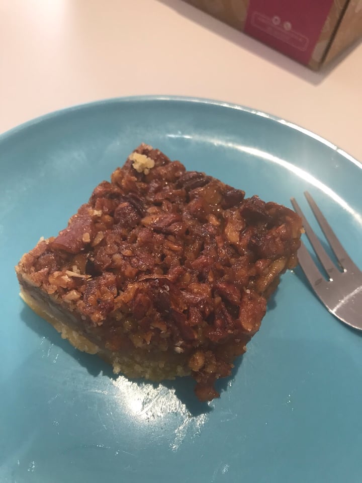 photo of Tessa's Bakery Vegan Caramel Pecan Bars shared by @claudialudwig on  28 Sep 2019 - review