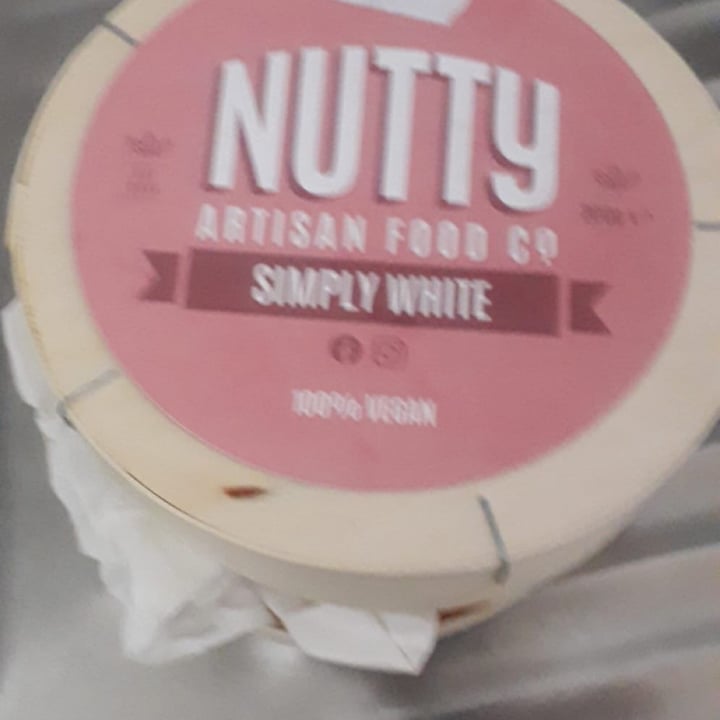 photo of Nutty Artisan Foods Simply White Camembree shared by @vito0111 on  25 Oct 2021 - review