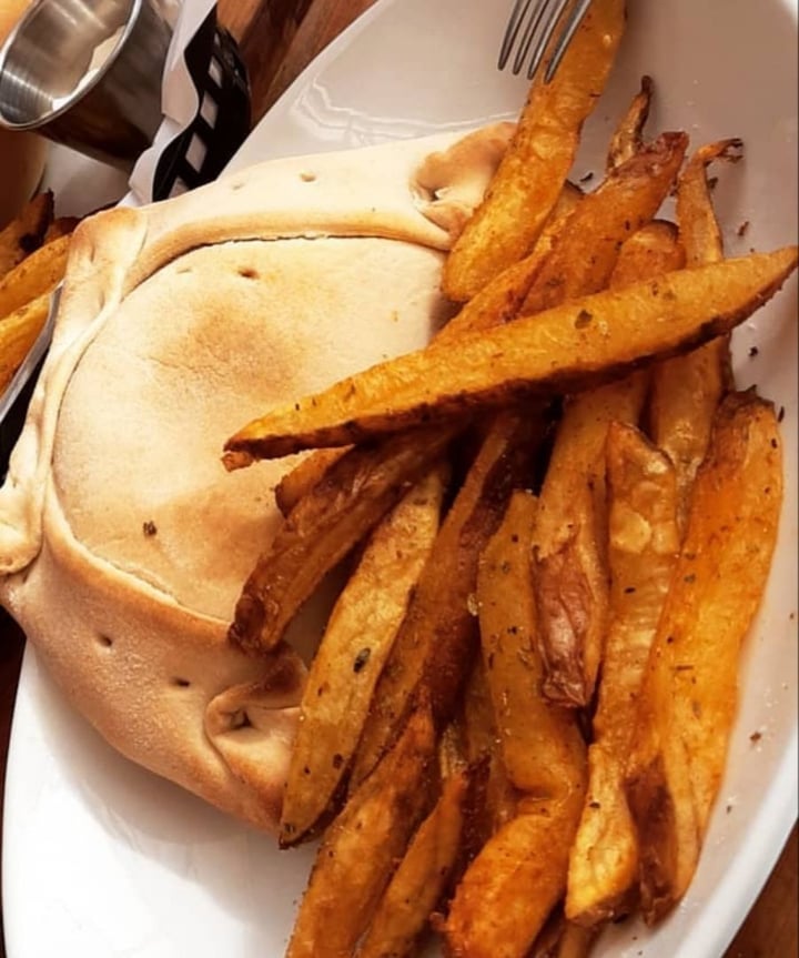 review photo of Livres Restocafé Empanada De Pino shared by @nachaalejandra on 20 Feb 2020 - review