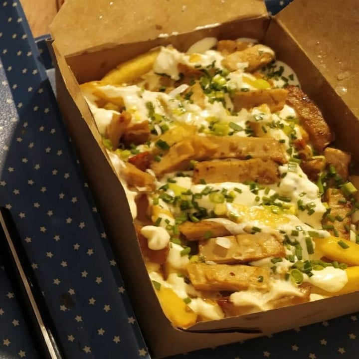 photo of THUNDER VEGAN FOOD LITTLE CHICK'N shared by @adriancuadrado on  31 May 2020 - review