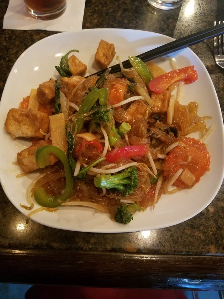 photo of Jasmine 26 Restaurant and Bar Vegan Basil Noodles shared by @annesemenak on  22 Jul 2018 - review