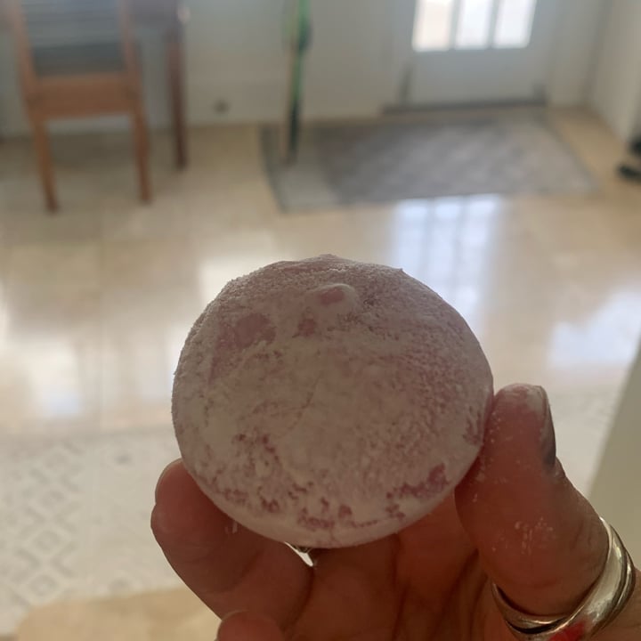 photo of Imuraya Coconut Mochi shared by @atwilley on  07 Aug 2022 - review