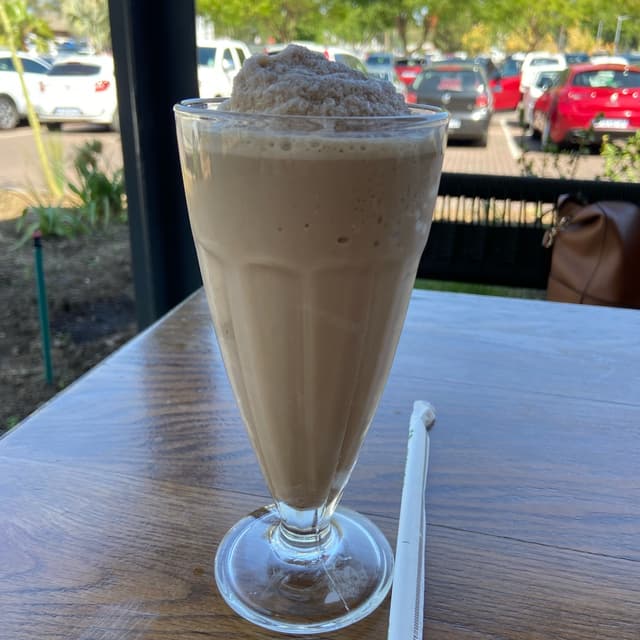 Photo du plat “Coffee And Hazelnut Freezo With Almond Milk”