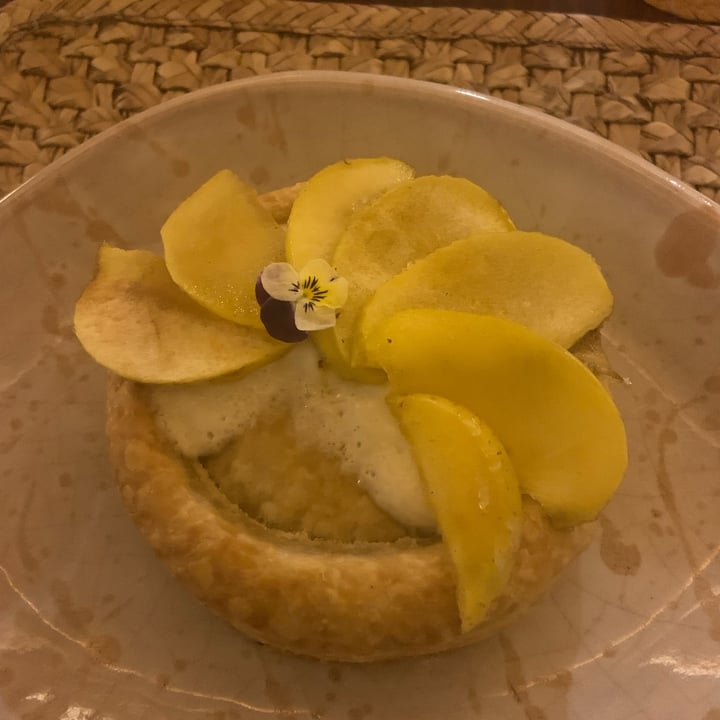 review photo of Na Tlali Pay de manzana shared by @c3cilia on 10 Apr 2022 - review