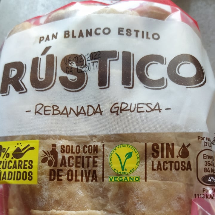 review photo of Panrico Pan blanco estilo rustico shared by @mjcaubilla on 25 Jan 2022 - review