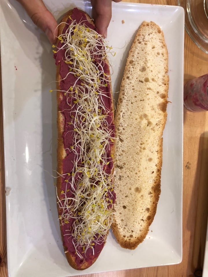 review photo of Cocome Tostada Sin Gluten With Pâté De Remolacha shared by @pokarmlove on 14 Jan 2020 - review