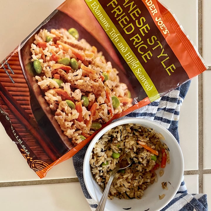 photo of Trader Joe's Japanese Style Fried Rice shared by @bumblebea on  17 Sep 2020 - review