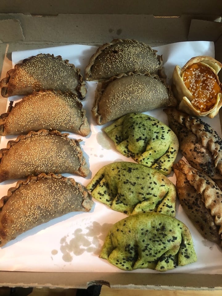 photo of La Veganatta Empanadas Veganas shared by @paobrocato on  01 Dec 2019 - review