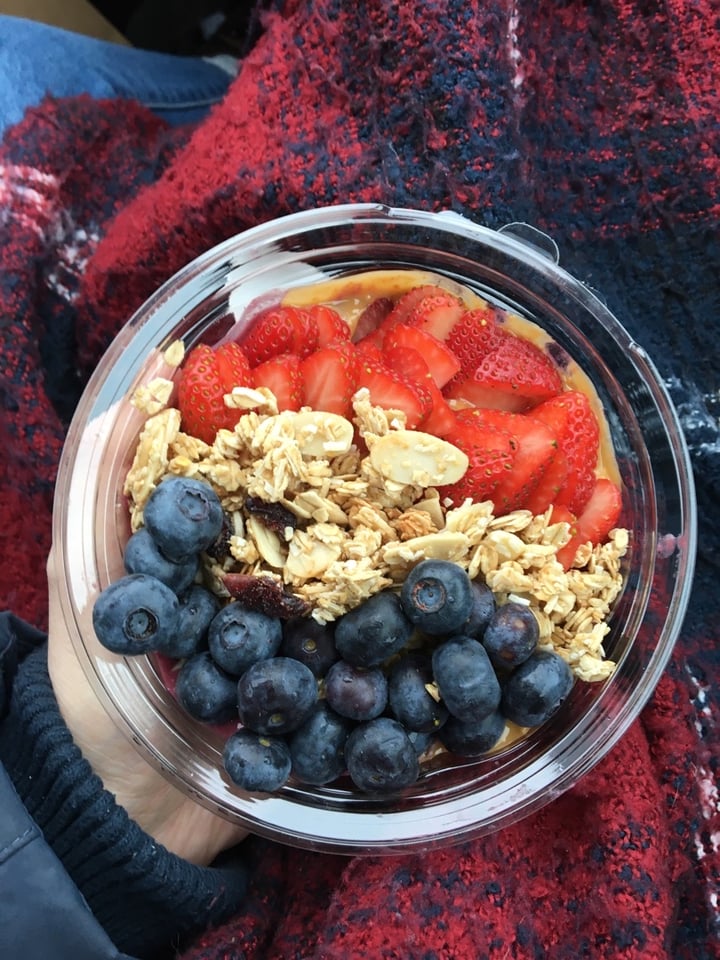 photo of Revitasize Açai Bowl (build your own) shared by @martag on  26 Jan 2020 - review