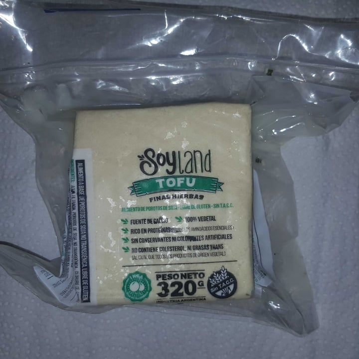 photo of SoyLand Tofu Finas Hierbas shared by @belubarsanti on  18 Dec 2019 - review